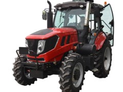 Four 1404-wheel tractors are exported to Canada